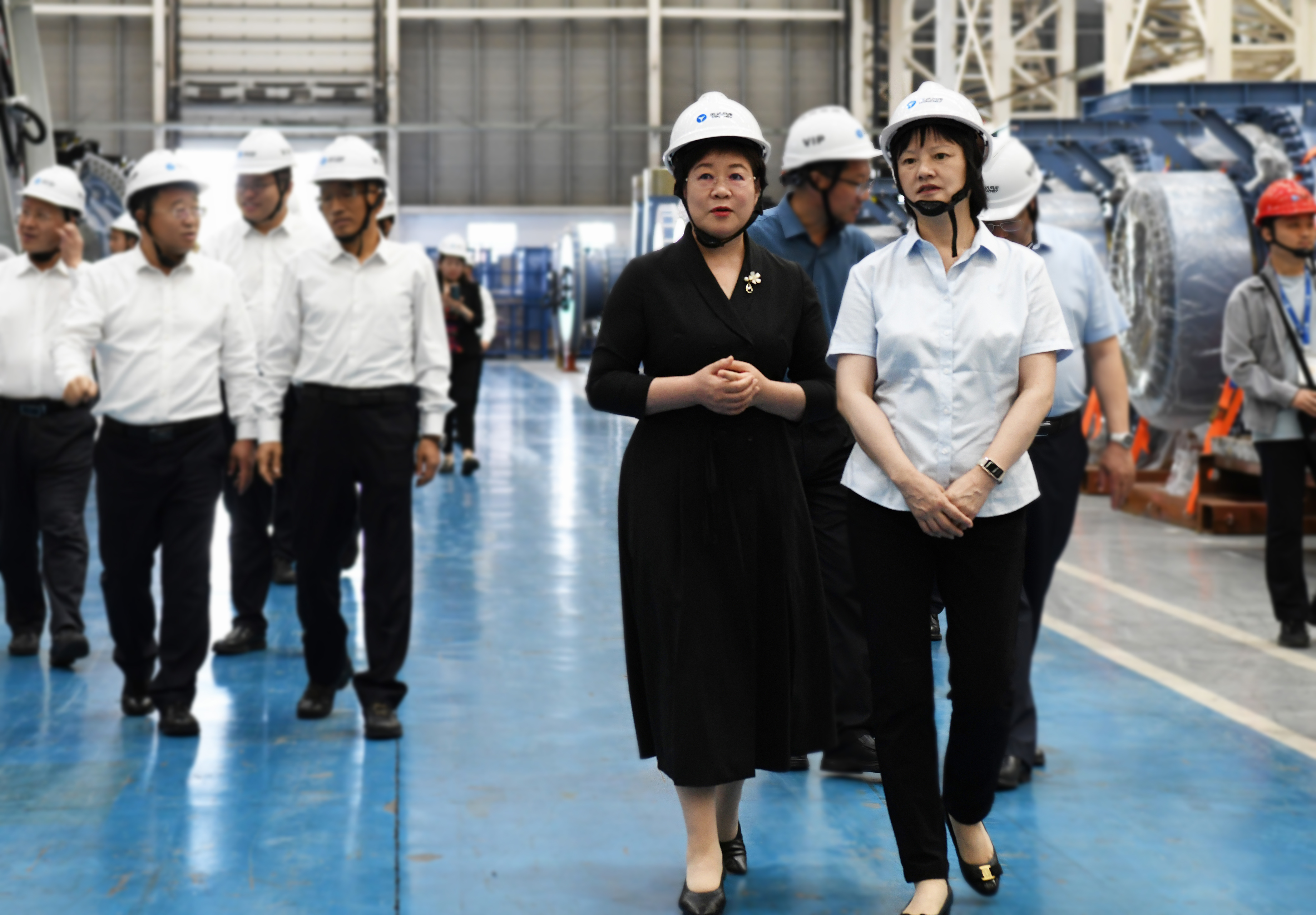 阿拉善盟盟委书记黄雅丽前往7790必发集团股份调查调研